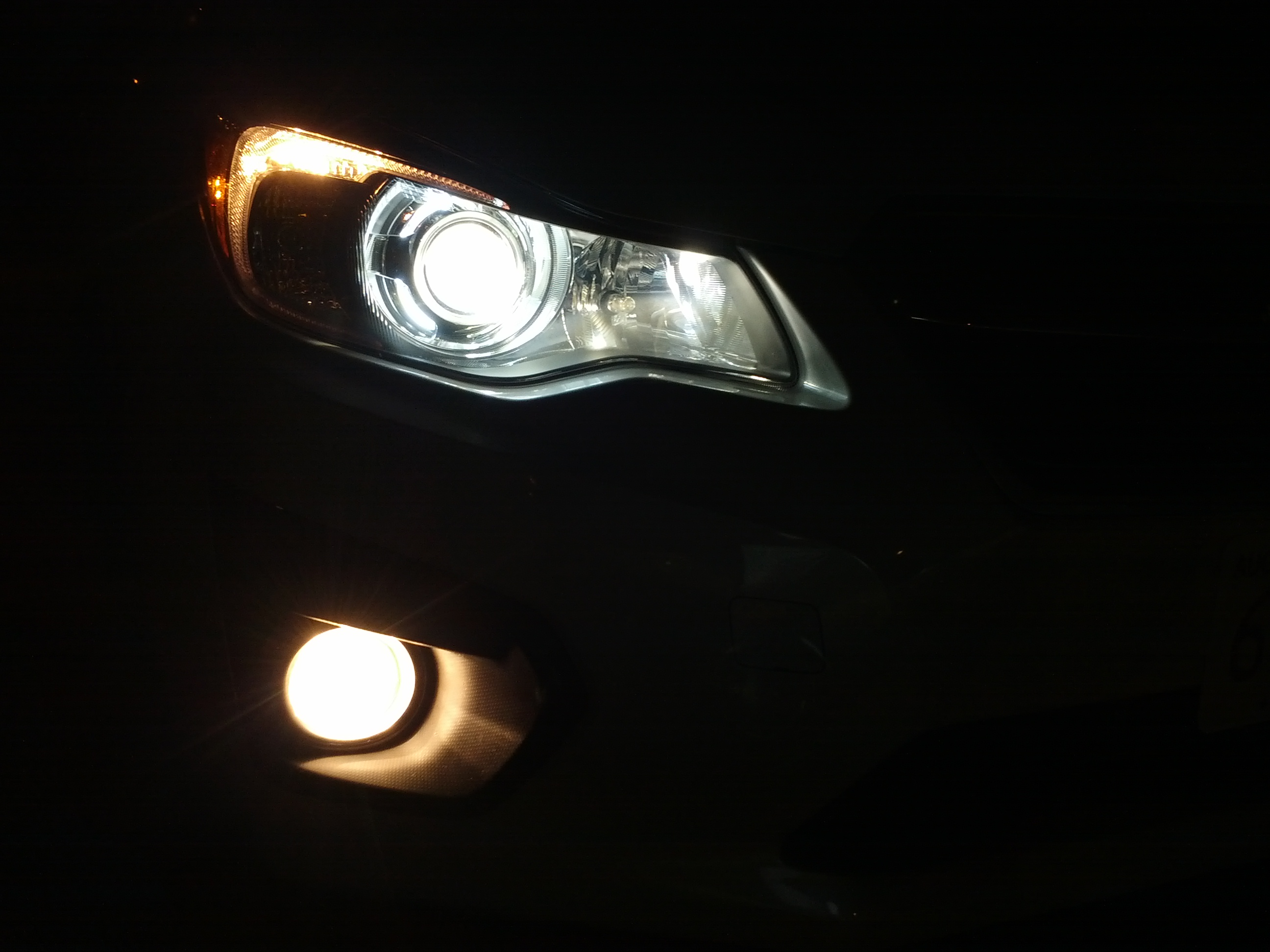 2010 subaru impreza headlights