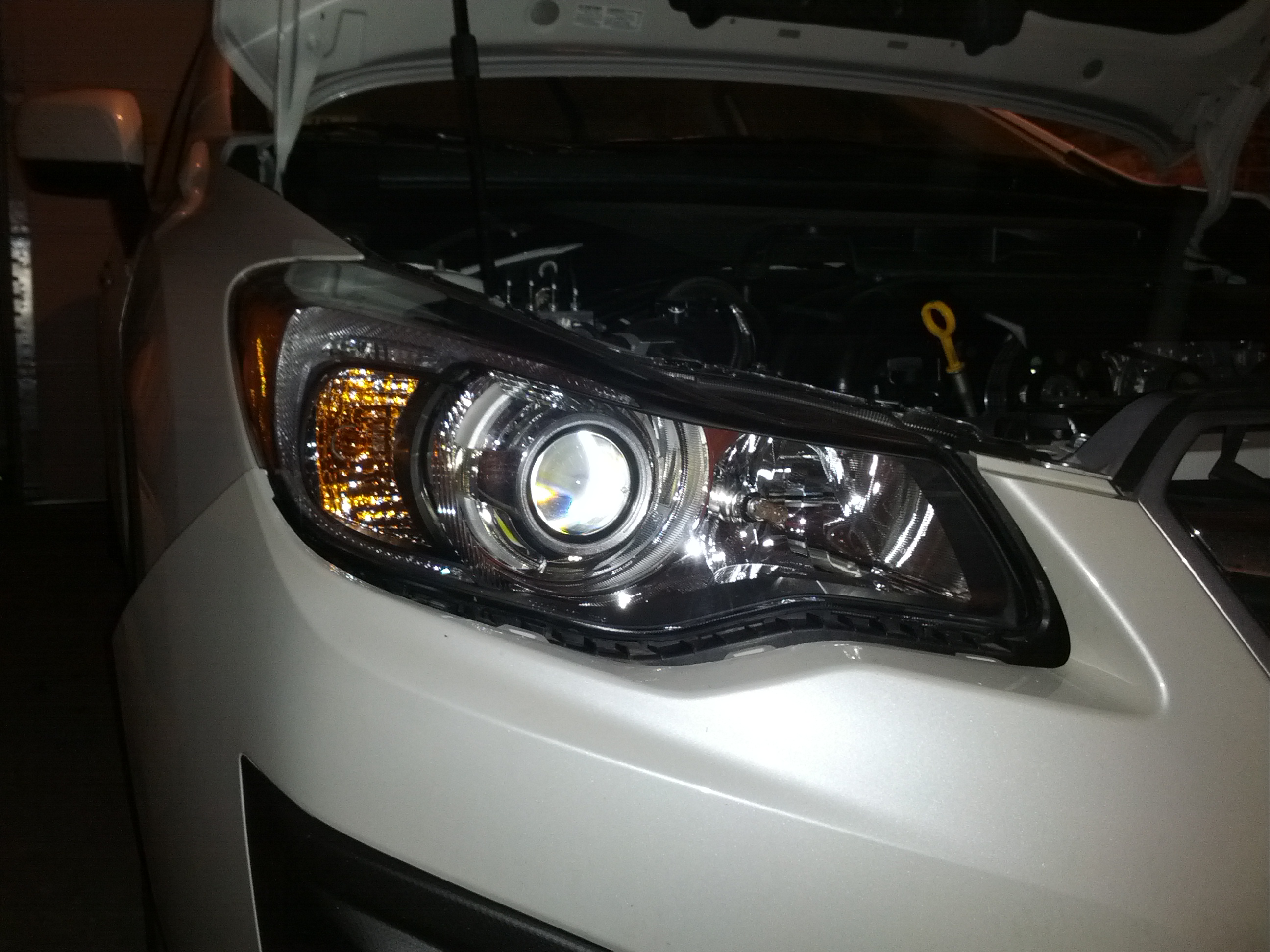 Subaru Impreza 2012 Bi-xenon projector